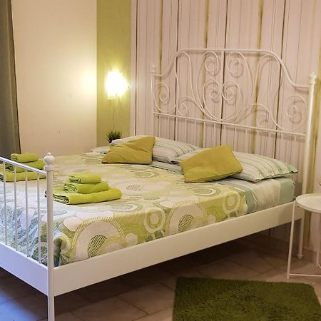 Apartment In Salerno Centro Екстер'єр фото